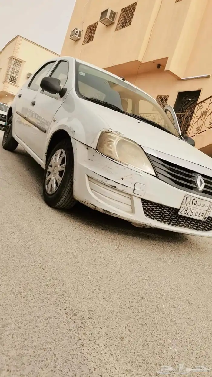 سيارة رينو لوجان موديل 2011 11