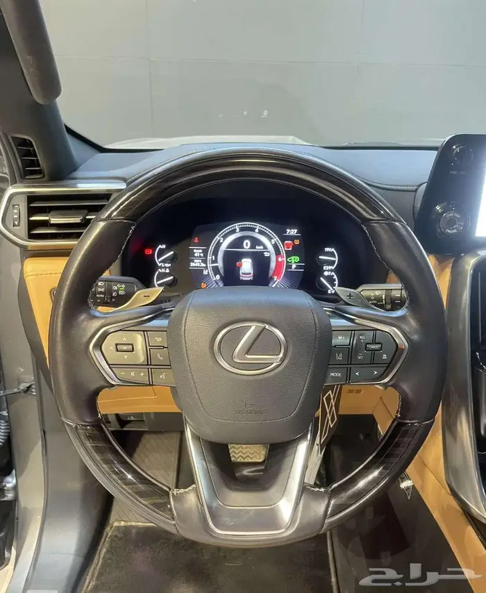 لكزس 600 LX موديل 2022 ممشي 39الف 5
