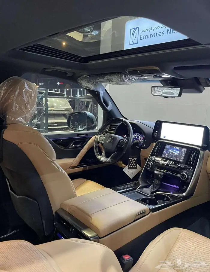 لكزس 600 LX موديل 2022 ممشي 39الف 4