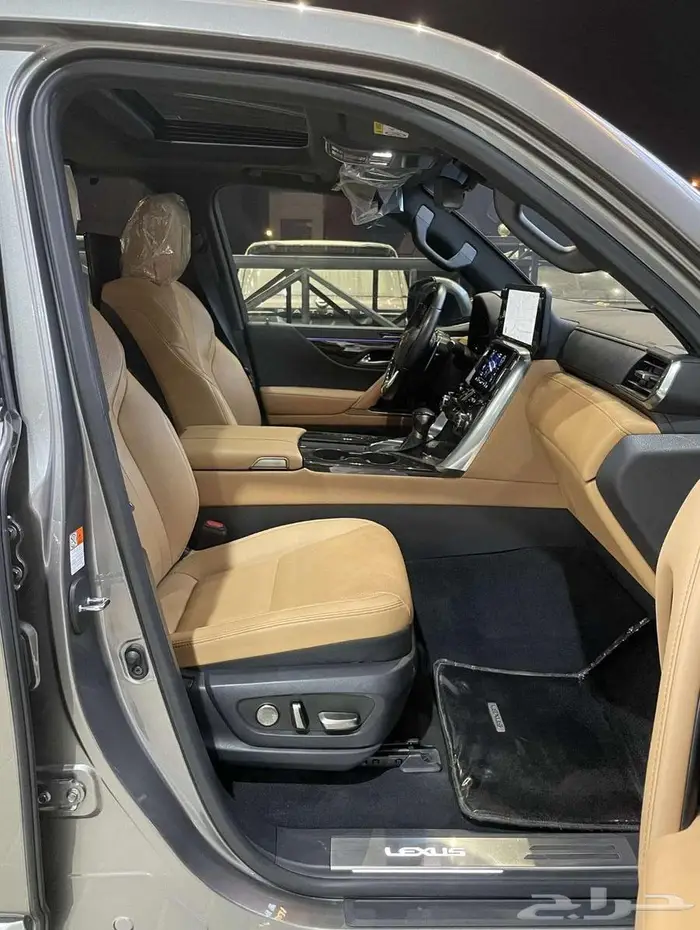 لكزس 600 LX موديل 2022 ممشي 39الف 7