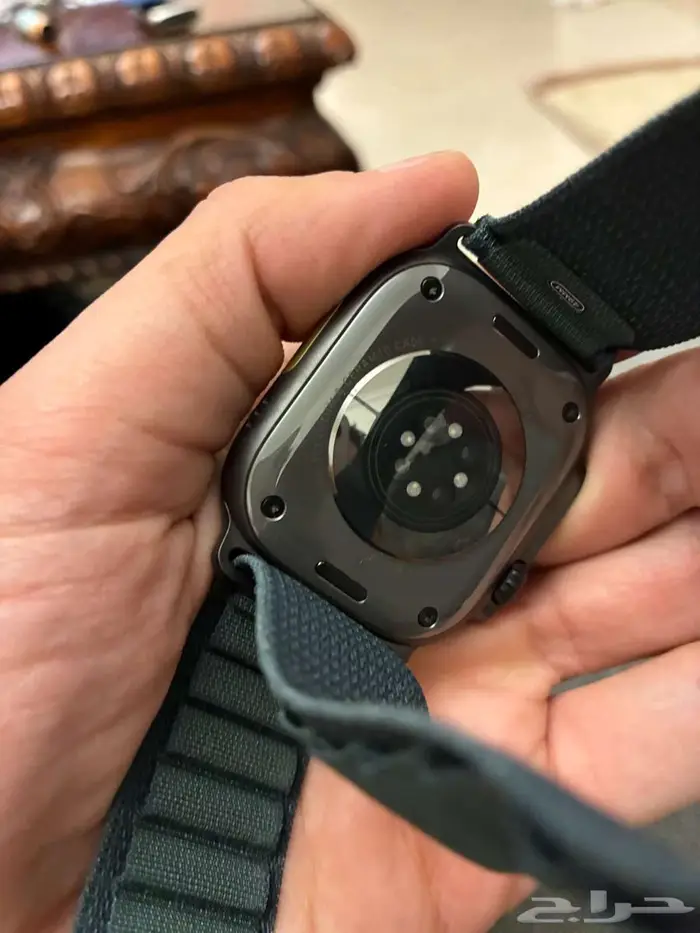 ابل واتش الترا 2 لون اسود تيتانيوم ultra 2 black 8