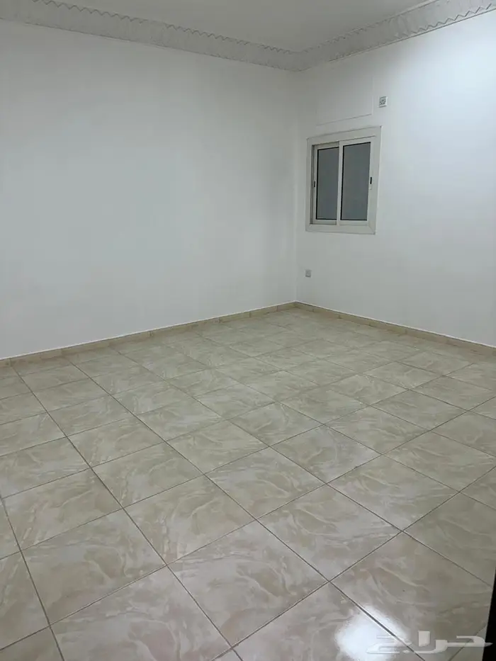 شقة في مكة 6 غرف مع غرفة سائق للبيع بحي النزهه 1