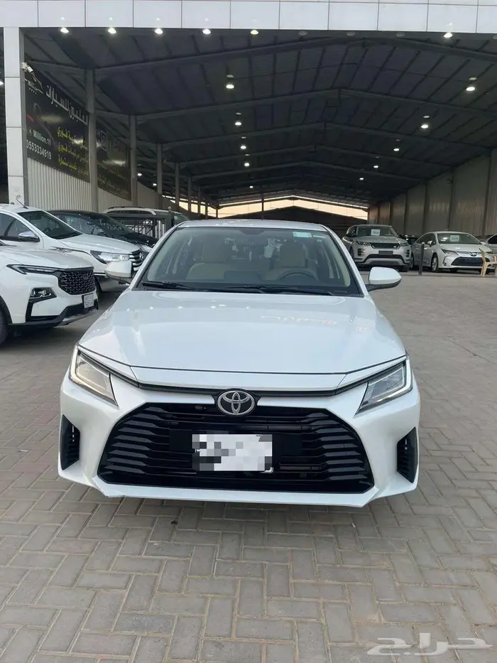 تويوتا يارس استاندر 2023 7