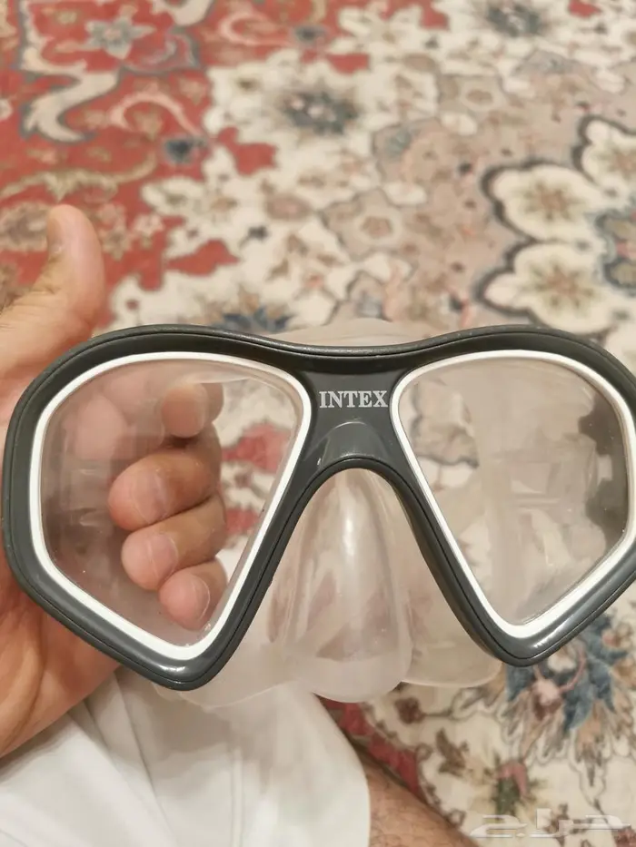 بدلة غوص سكوبابرو مقاس M ونظارات INTEX وسنوركل . 0