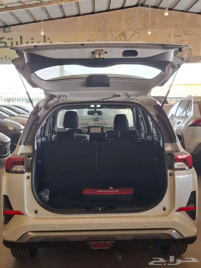 تويوتا فيلوز GLX 4