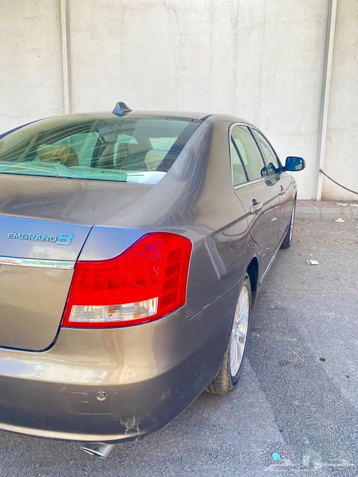GEELY EMGRAND 8 MODEL2013 1