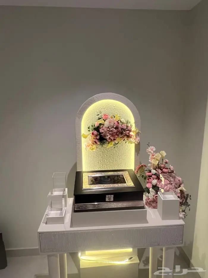 عربية ملكة فخمة بتصميم عصري وإنارة مميزة 6