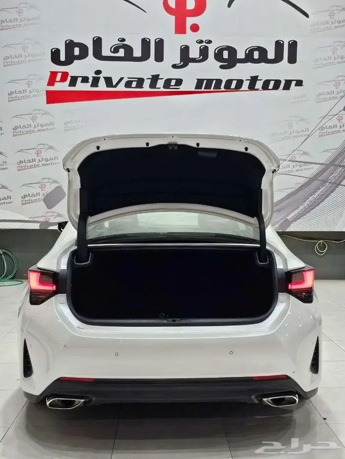 لكزس RC350 موديل 2022 19