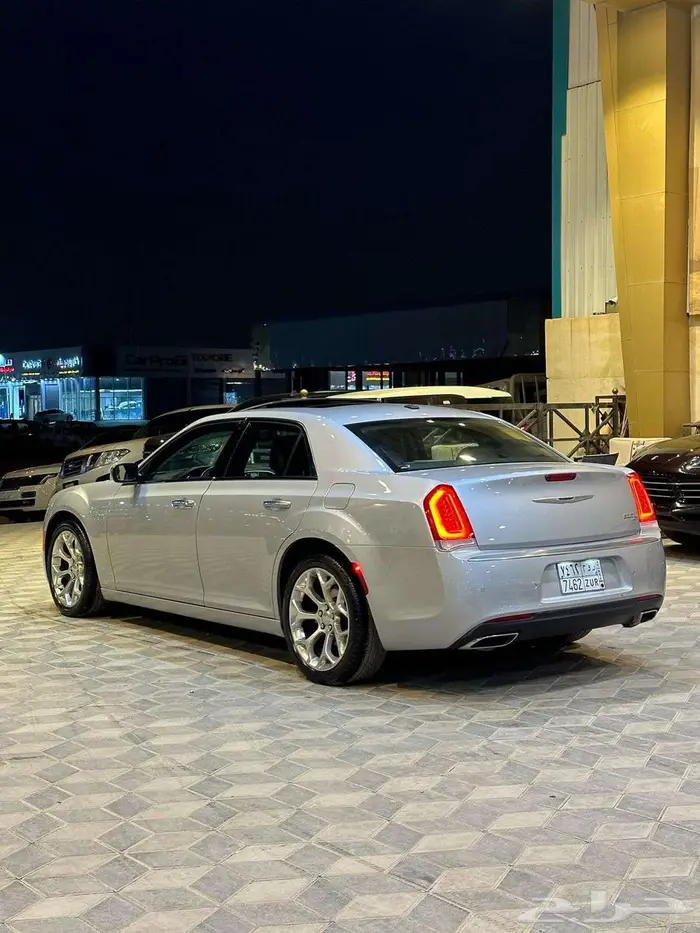 كرايزلر 2021 C300 3