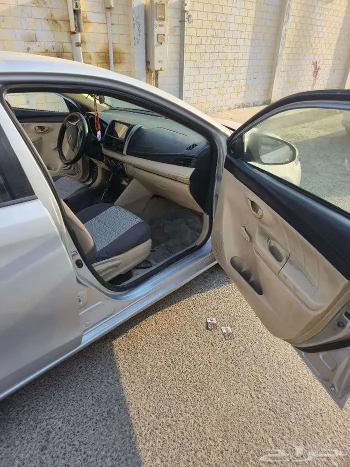 تويوتا ياريس 2014 2