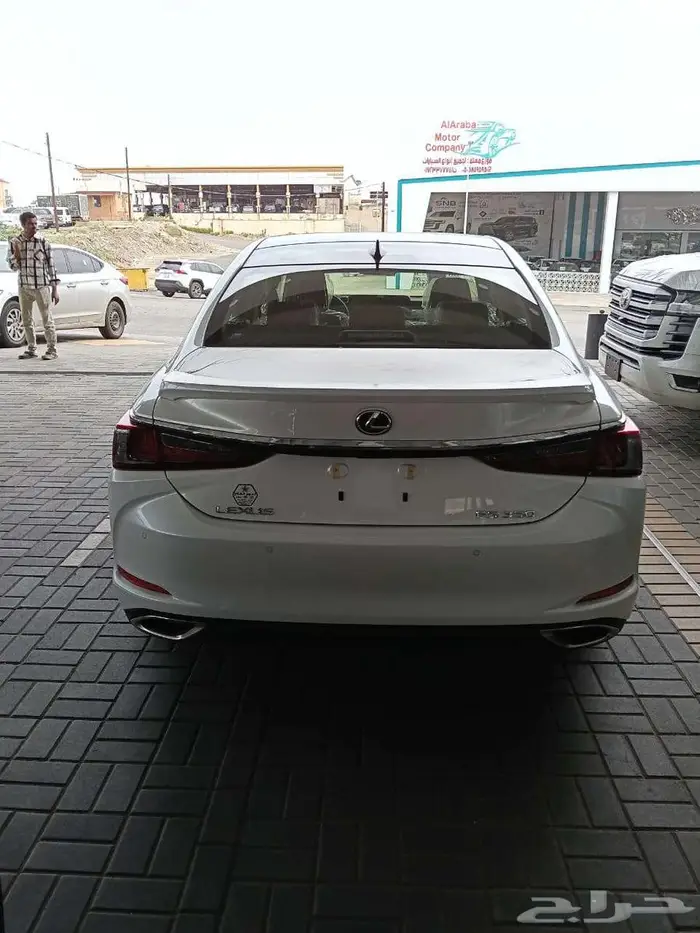 لكزس ES 350CC م 2025 بنزين - سعودي 2