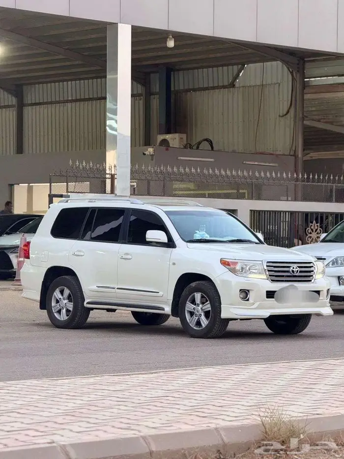 تويوتا في اكس ار 2011 VXR 1