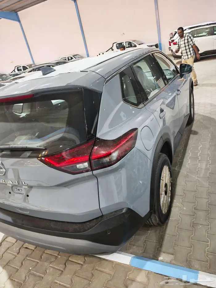 نيسان اكس تريل 2025 للبيع كاش او تقسيط برواتب من 3600 5
