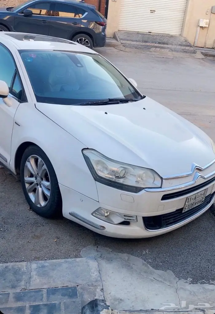 للبيع سيارة سيتروين C5 فل كامل 5