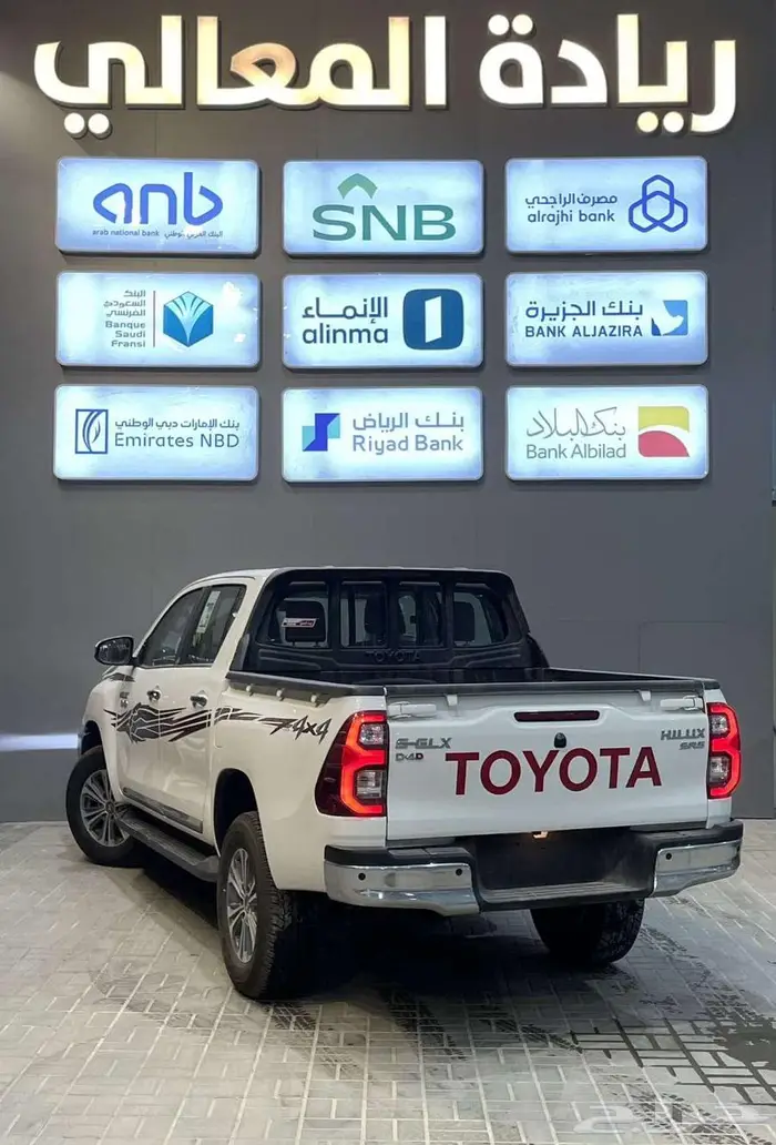 هايلوكس غمارتين S-GLX دبل اوتوماتك 2.8 ديزل 2024 2