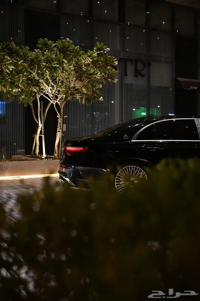 مايباخ للايجار 1