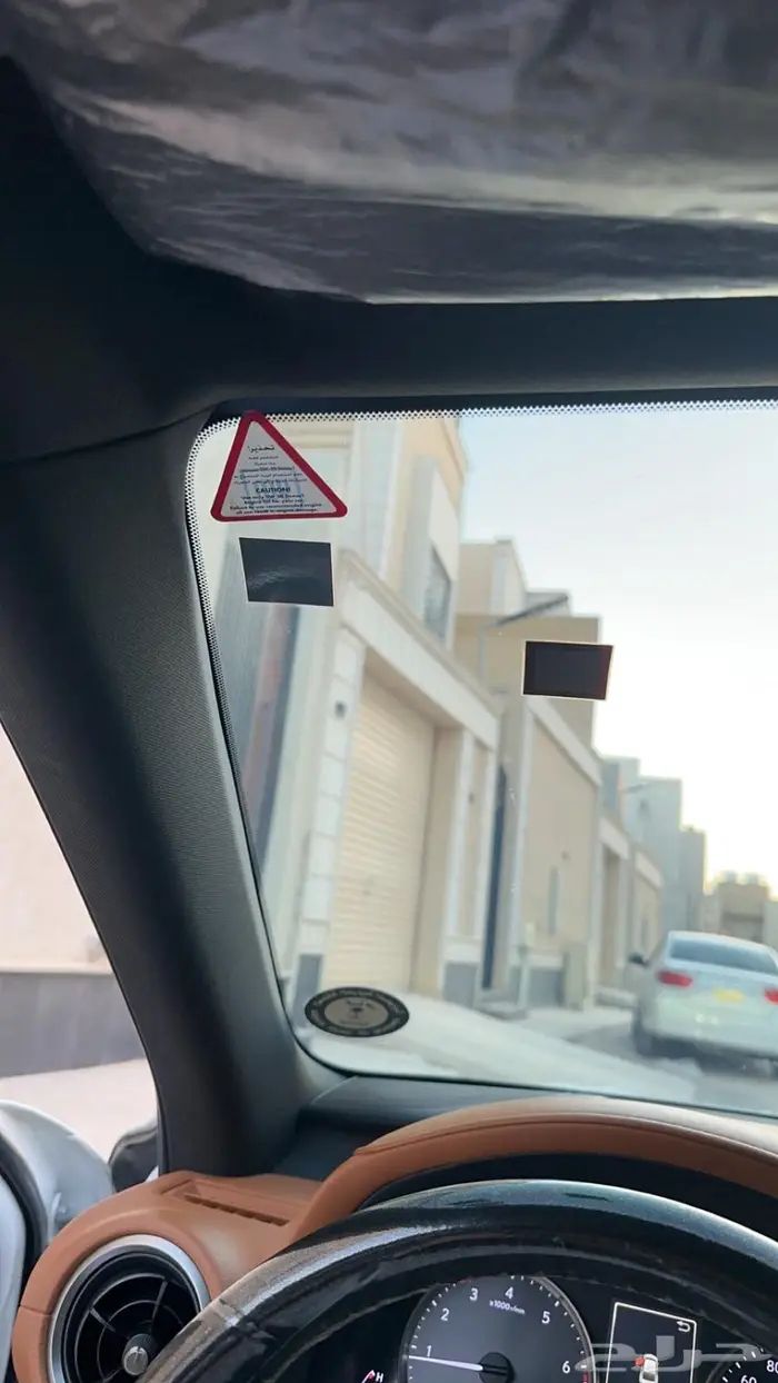 لكزس is300 2021 3