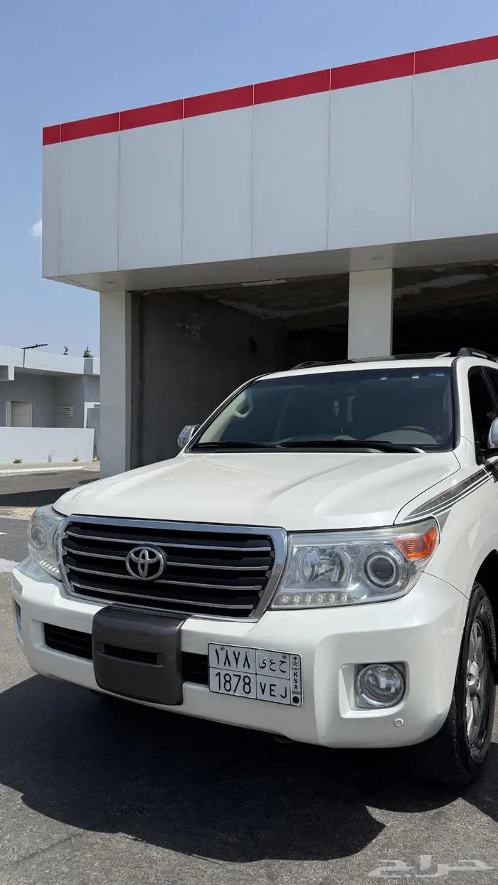 لاندكروزر GXR2014 1