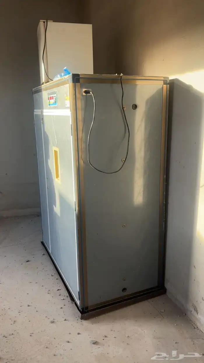 فقاسة اتوماتيك 1056 بيضة 0