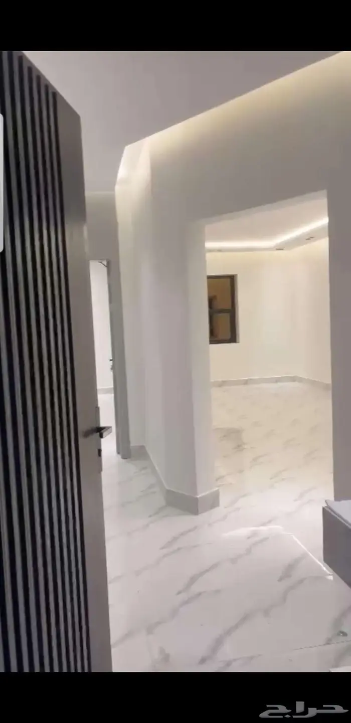 شقة جديدة للإيجار   ضاحية نمار (دور أول) 0