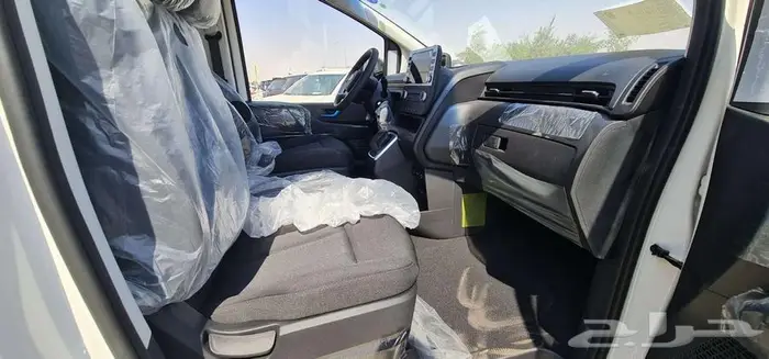 هيونداي ستاريا 9 راكب ديزل اتوماتيك 2025 13