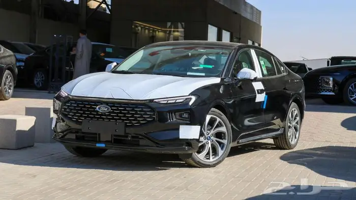 فورد تورس تيتانيوم 2025 متوفره بافضل الاسعار 4