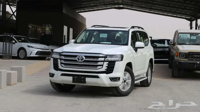 لاند كروزر جي اكس ار 2025 L2 بنزين كاش واقساط 4