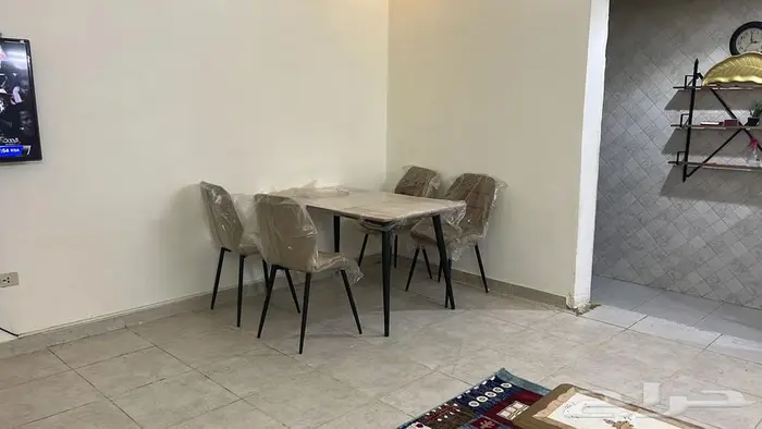 شقة مؤثثه للايجار 1