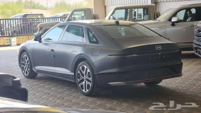 هيونداي ازيرا GLS خليجي 2025 كاش وأقساط 4