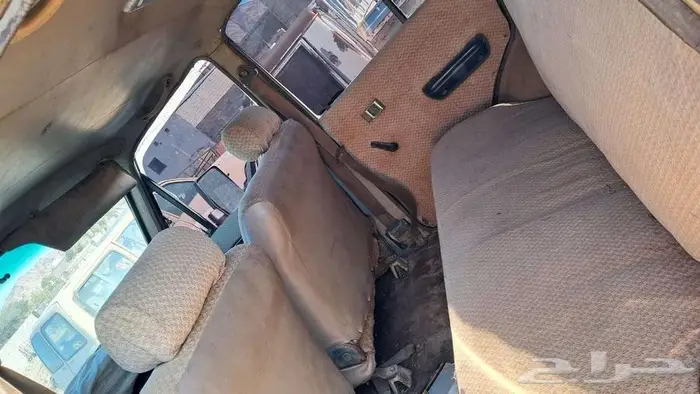 للبيع جيب صالون 82 كل شي شرط 11