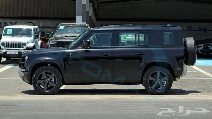 لاند روفر ديفندر 110 S P300 خليجي اصفار ضمان و صيانة الوكيل 28