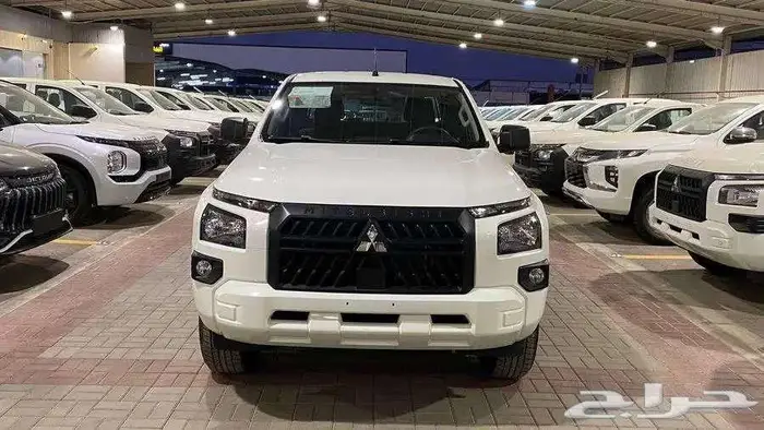 ميتسوبيشي غمارتين دبل بنزين قير عادي 2024 1