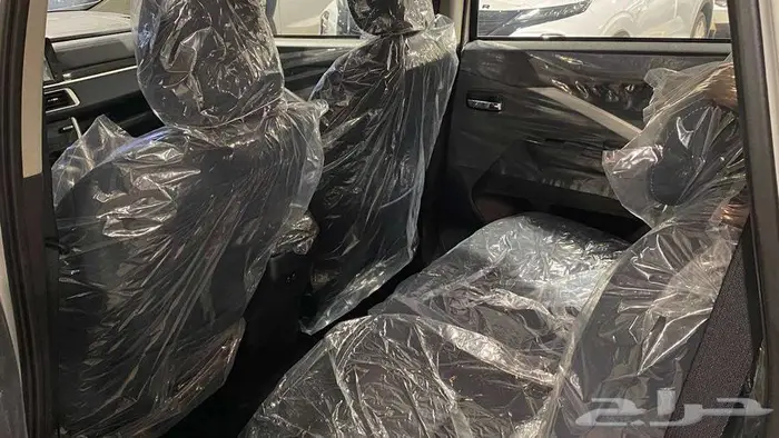 عرض خااص متسوبيشي اكسباندر كروس 2025 فل كامل 12