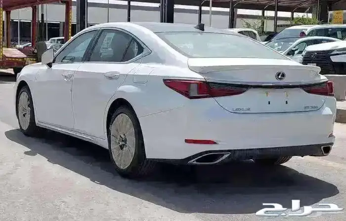 لكزس ES 350 cc نص فل 2025 بريمي 6