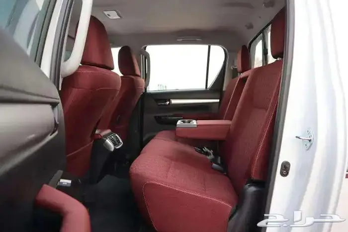 هايلوكس غمارتين S-GLX 4 4 اوتوماتيك بنزين 2025 سعودي 6