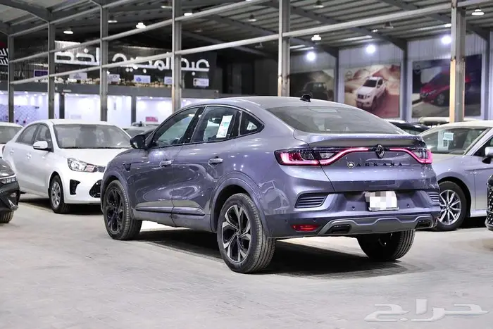 رينو اركانا E اسمنتي 2025 3