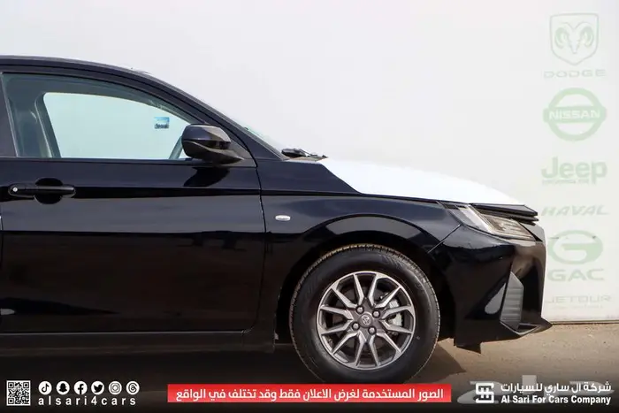 تويوتا يارس ستاندر Y 2024 18