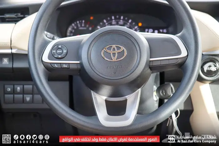 تويوتا يارس ستاندر Y 2024 10