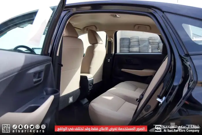 تويوتا يارس ستاندر Y 2024 3