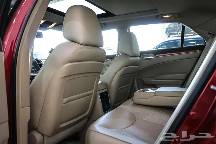 كرايزلر 300C موديل 2013 12