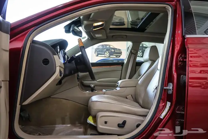 كرايزلر 300C موديل 2013 5