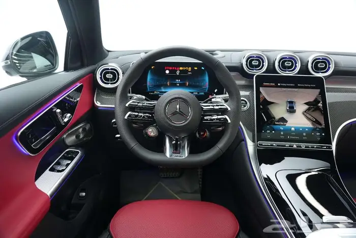 مرسيدس GLC 43 Coupe موديل 2025 أصفار خليجي رمادي أحمر 10