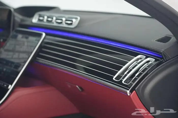 مرسيدس S 500 موديل 2025 أصفار خليجي أبيض أحمر 12