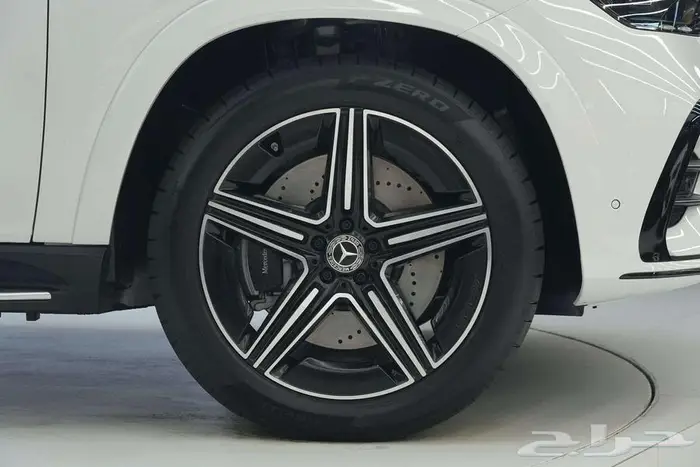 مرسيدس GLE 450 موديل 2025 أصفار خليجي أبيض أحمر 19