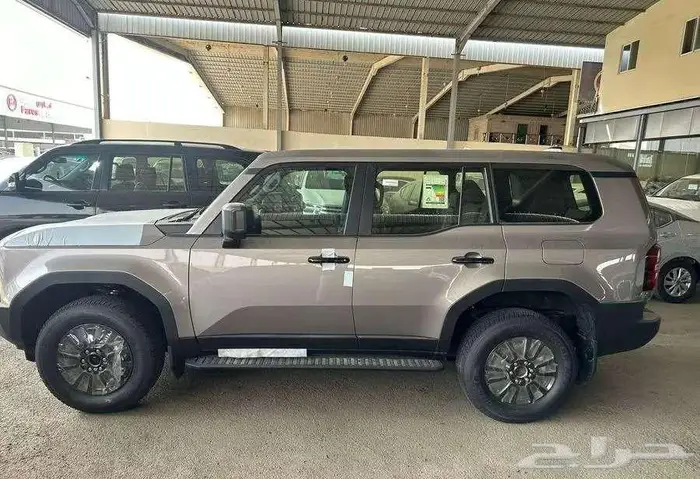 تويوتا برادو TX2 ديزل 2025 - سعودي اصفار 7