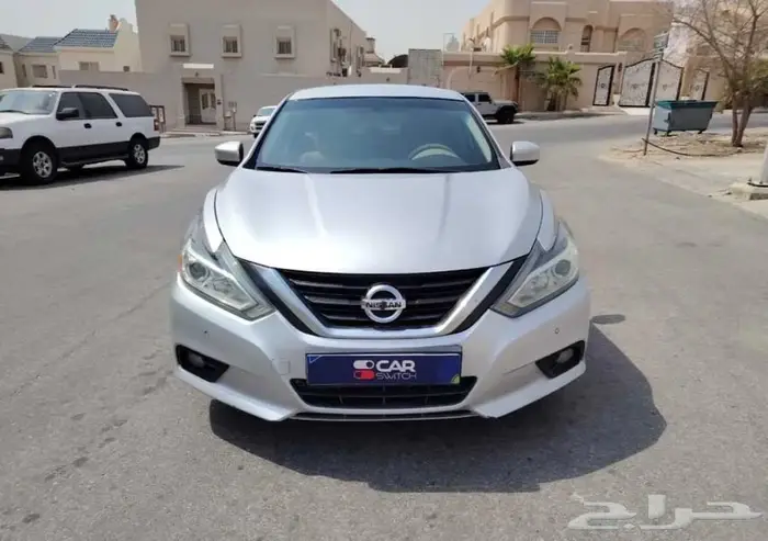 نيسان التيما 2018 فئة SV 1