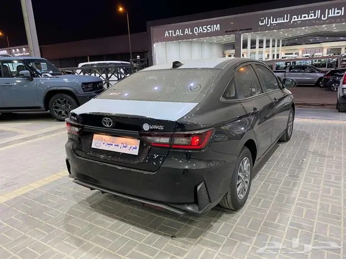 تويوتا يارس Y ستاندر 2026 اسود سعودي 17