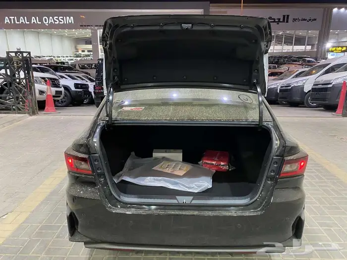 تويوتا يارس Y ستاندر 2026 اسود سعودي 9