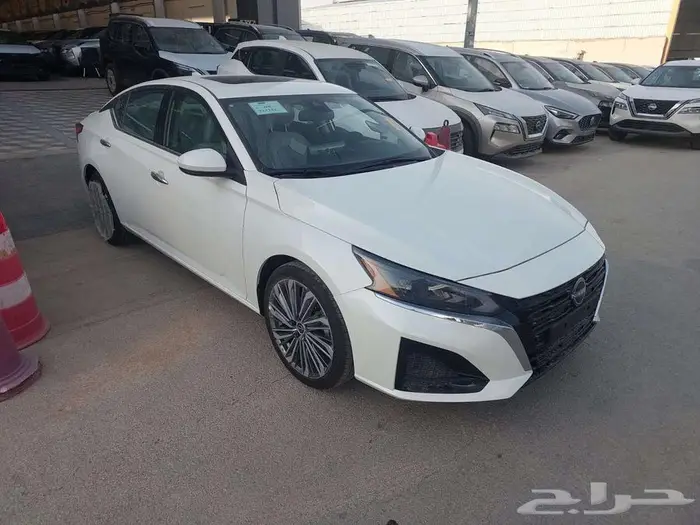 نيسان التيما SV نص فل 2025 0