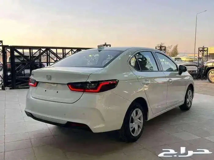 هوندا سيتي ستاندر موديل 2025 4